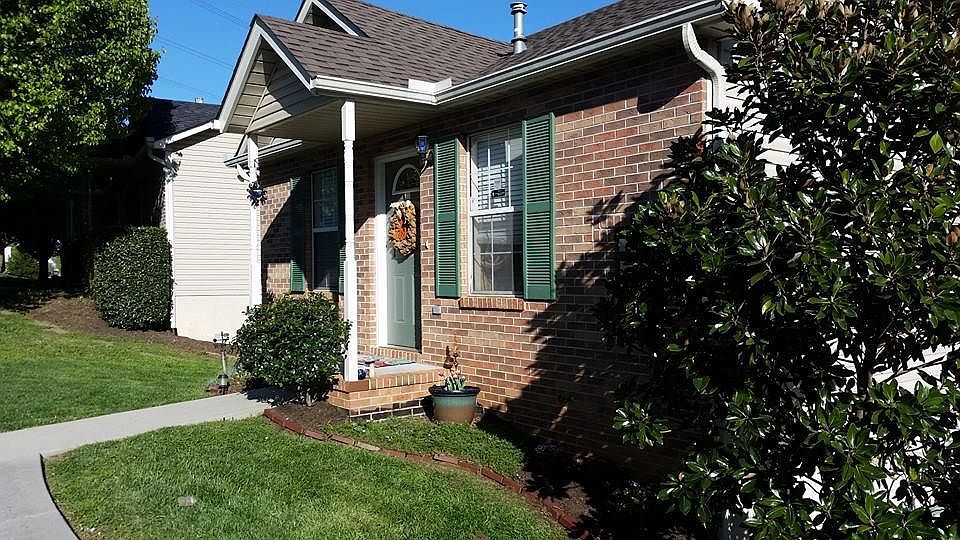 2nd image of 9021 Barbee Ln #10