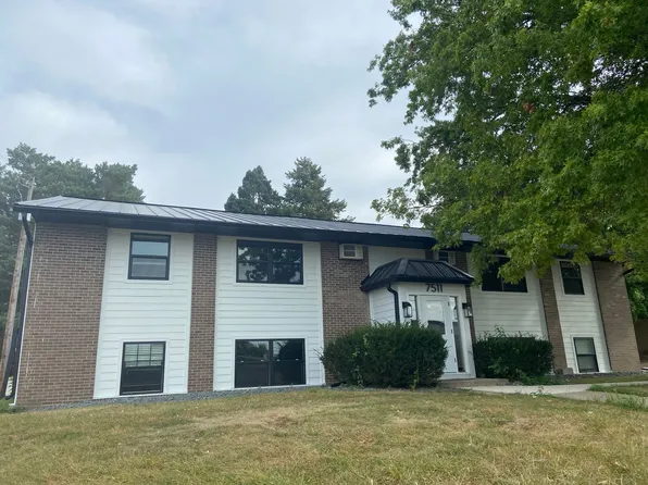 7511 Dennis Drive, 7511 Dennis Dr #7, Urbandale, IA 50322