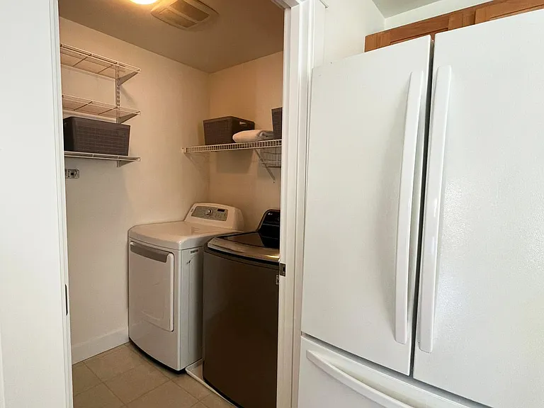 10307 Midvale Ave N #A — Photo 11