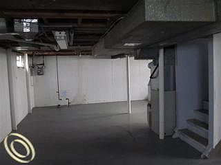 5th image of 1574 Richmond Ave