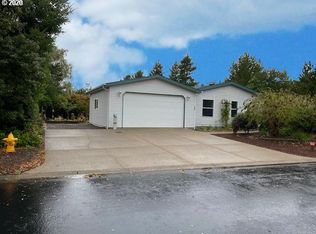 503 Robin Ln, Florence, OR 97439