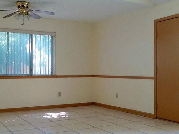 4th image of 13430 Pecan Oak Dr
