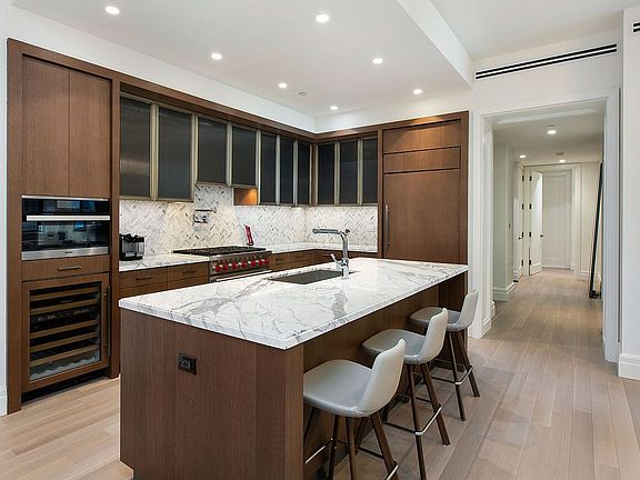 2nd image of 100 Barclay St APT 14K
