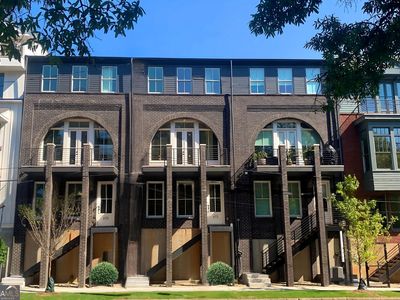 672 Hank Aaron Dr, Atlanta, GA, 30315