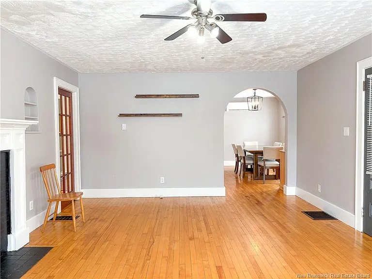 116 Union St — Photo 11