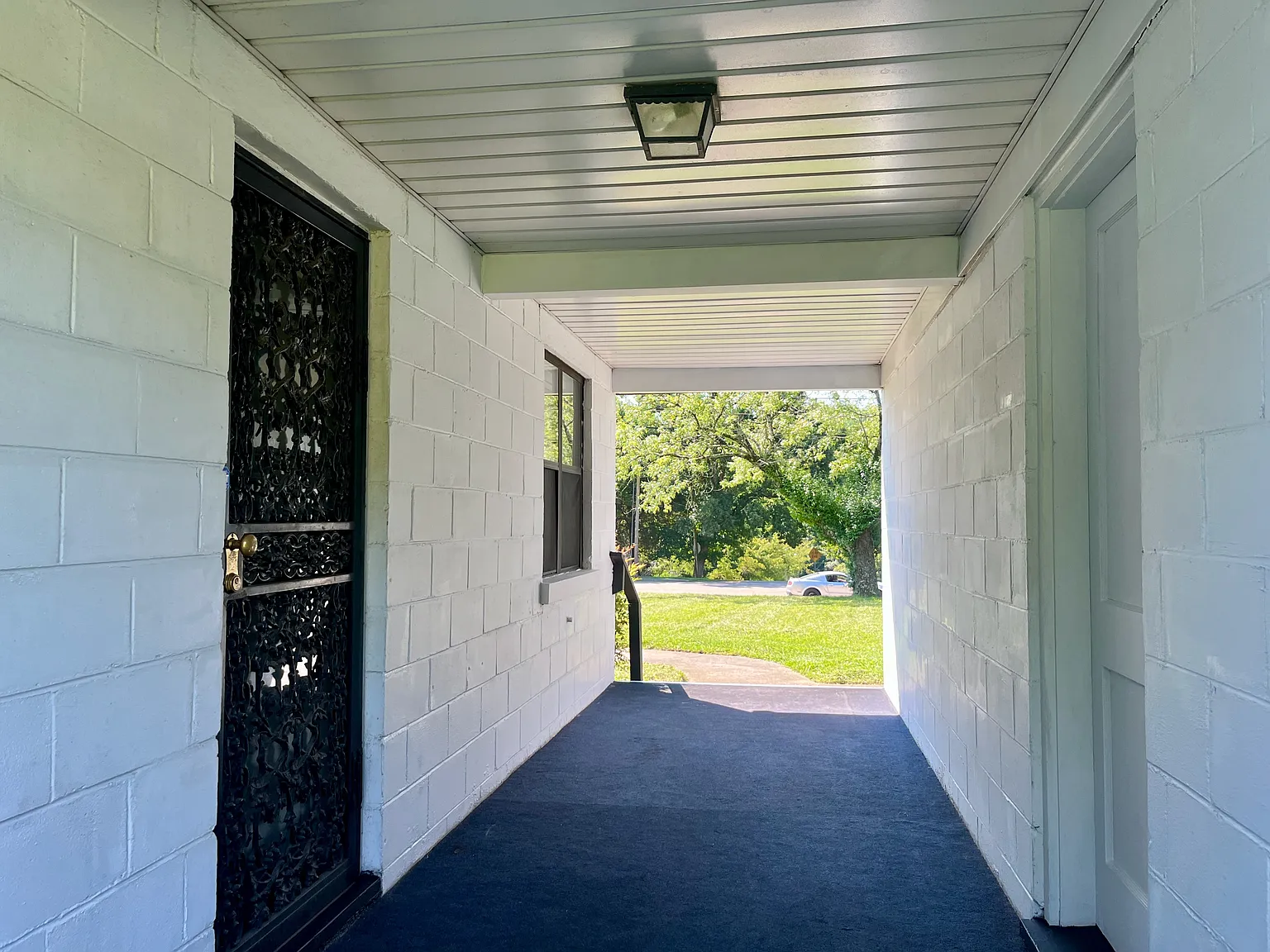 2 bed, 988 sqft, $1,650 — Photo 3