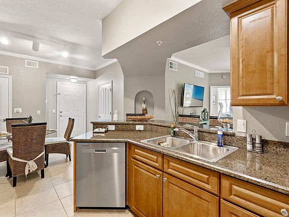 5th image of 12955 Positano Cir APT 104