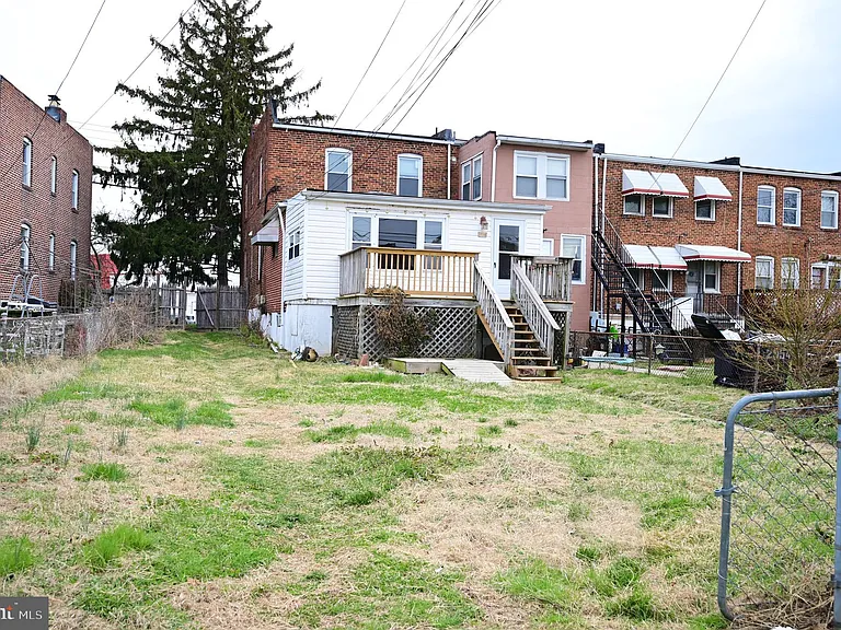 2952 Sollers Point Rd #B — Photo 1