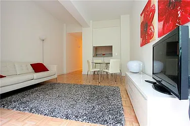 Rented by Platinvm Property Group New York