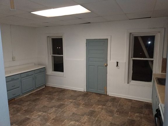 4th image of 516 W Vine St