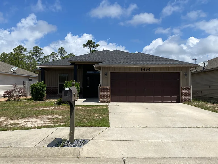 8466 Island Dr — Photo 1
