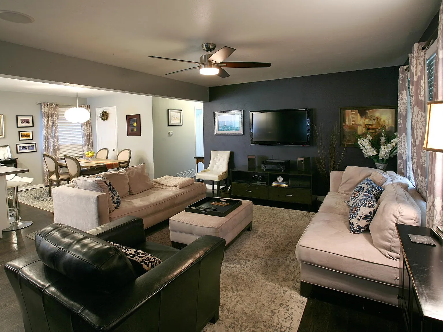 2 bed, 1047 sqft, $2,300 — Photo 3