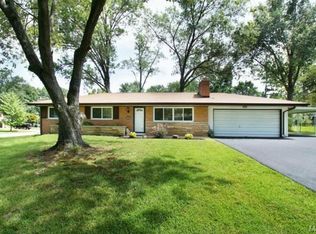 154 Romine Cir, Ballwin, MO