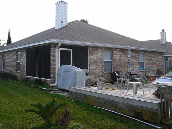 2nd image of 1845 Willesdon Dr W