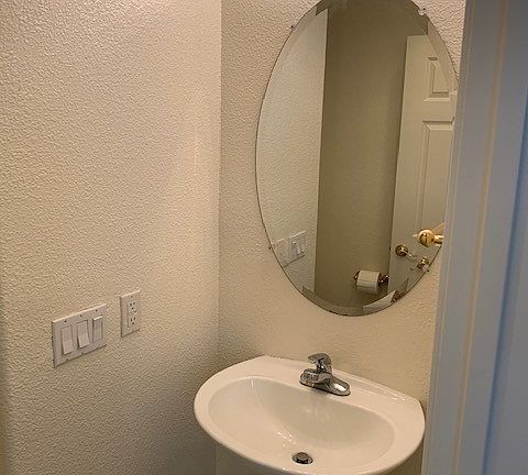 3rd image of 90 Plumeria Ct
