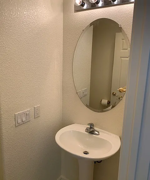 90 Plumeria Ct — Photo 3