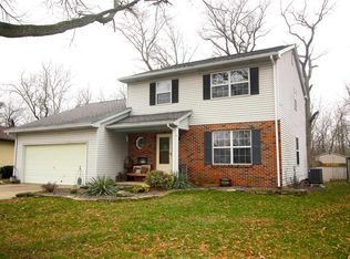 1500 Oak Ridge Ct, O Fallon, IL 62269