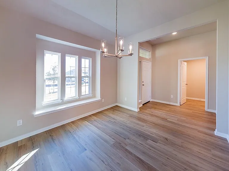 3317 Rolling View Ct — Photo 7