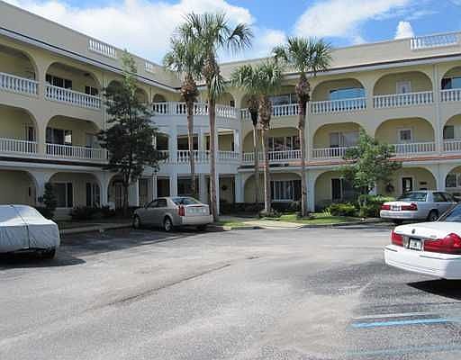 1st image of 2223 Philippine Dr APT 39