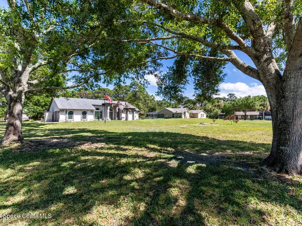 4001 Seattle Slew Ln, Grant Valkaria, FL 32950