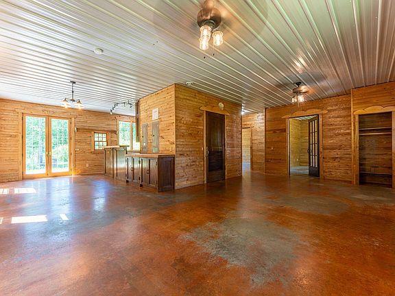 5th image of 9734 Alango Rd