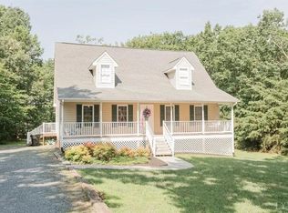 407 Crosstie Rd, Appomattox, VA 24522