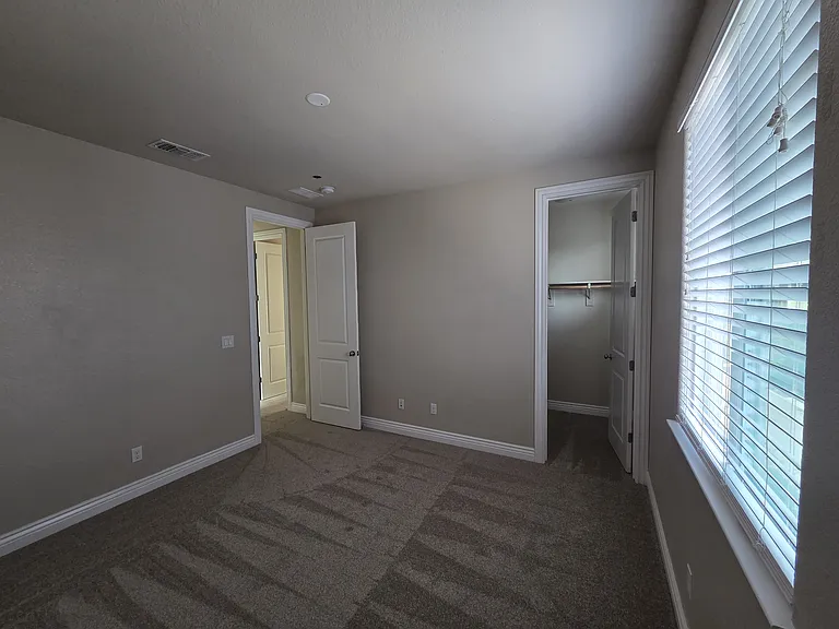 2347 Carbondale Way — Photo 12