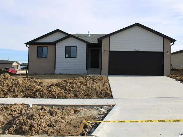 6340 Ambrosia Dr, Lincoln, NE 68521