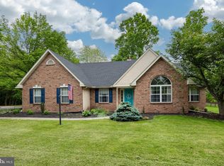 408 Oak Dr, Harleysville, PA 19438