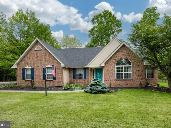 408 Oak Dr, Harleysville, PA 19438