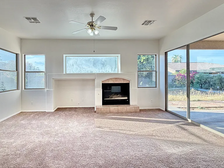 2120 E Flintlock Way — Photo 55