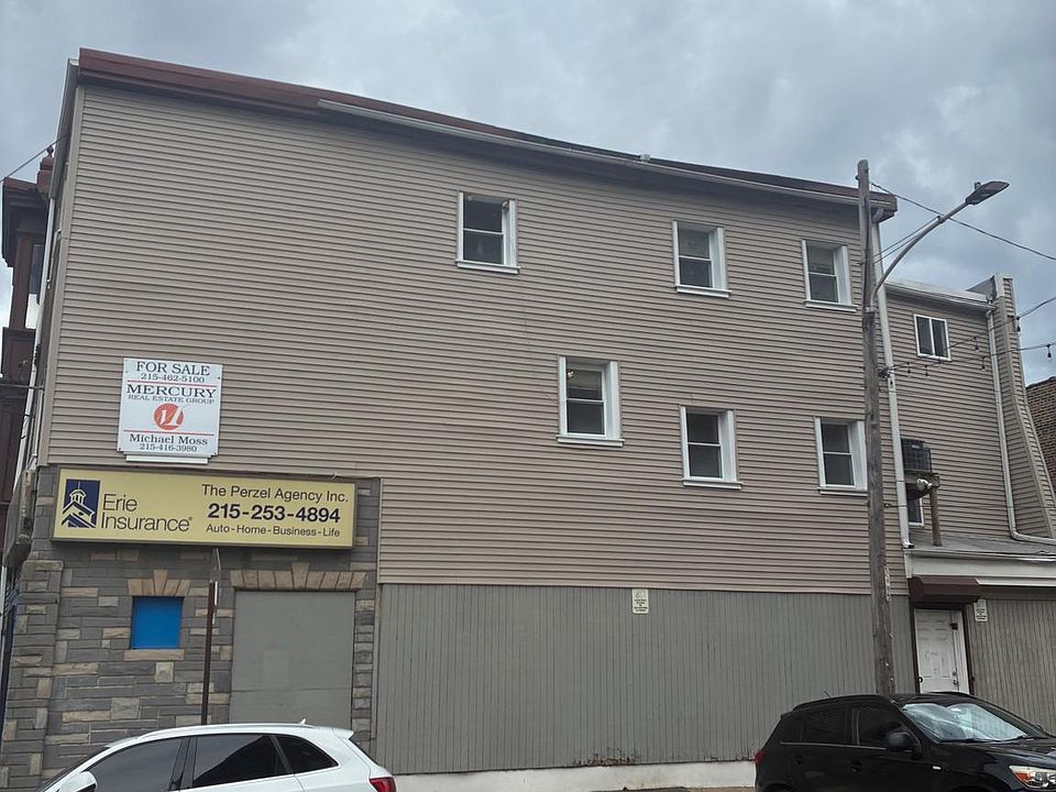 2nd image of 923 Spring Garden St