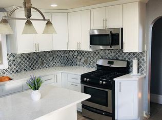 21 Mica Ave, Cranston, RI 02920