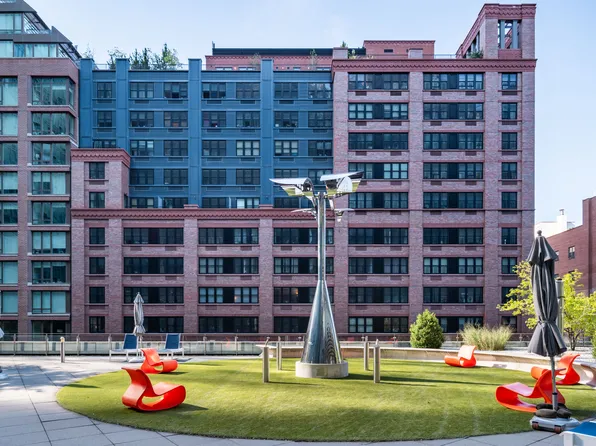 554 West 54th Street image 37 of 57