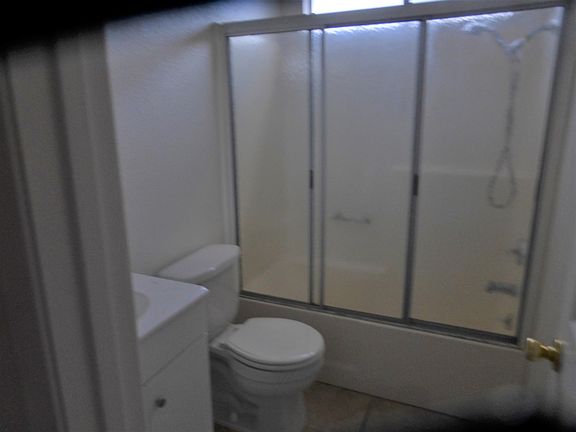 4th image of 856 San Bernardino Ave