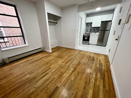 Rented by Hirsch Enterprises Incorporated | media 9