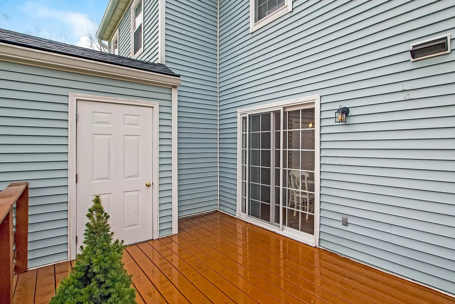 1251 Carriage Park Dr — Photo 3