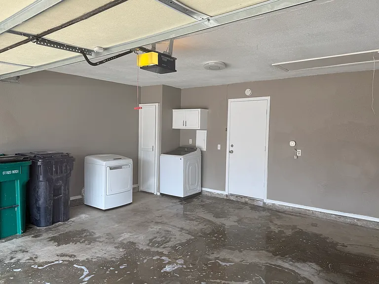 4711 Hemlock Ln — Photo 31