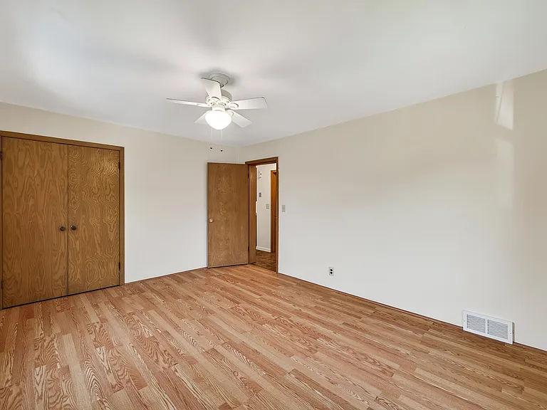 4000 Hayes St NE #2 — Photo 13