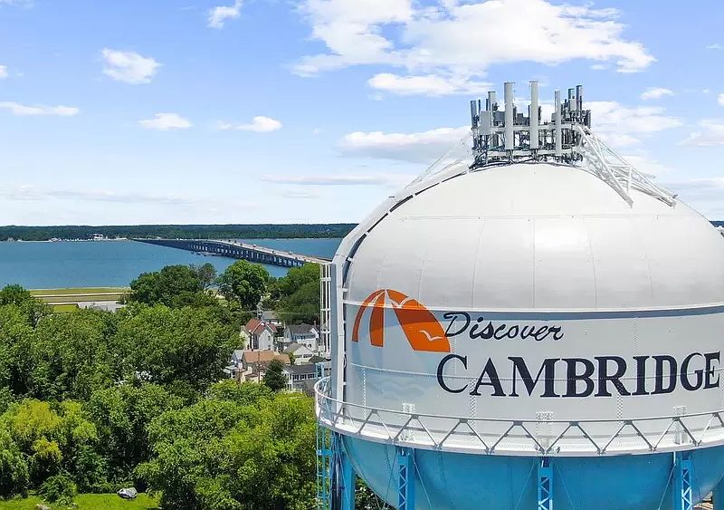 Cambridge, MD, is roughly 1 hour from both the Bay Bridge and Ocean City, MD.