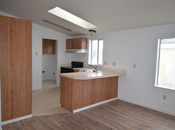 3rd image of 2030 Whispering Pines Dr