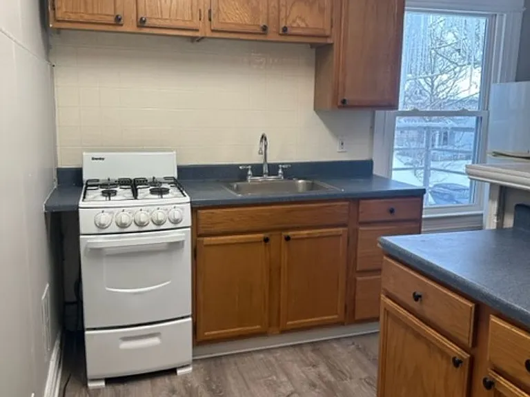 51 Alliance Ave — Photo 3