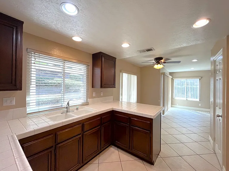 940 Birmingham Dr — Photo 18