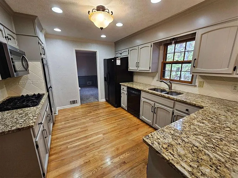 5525 Wedgewood Ct SW — Photo 7