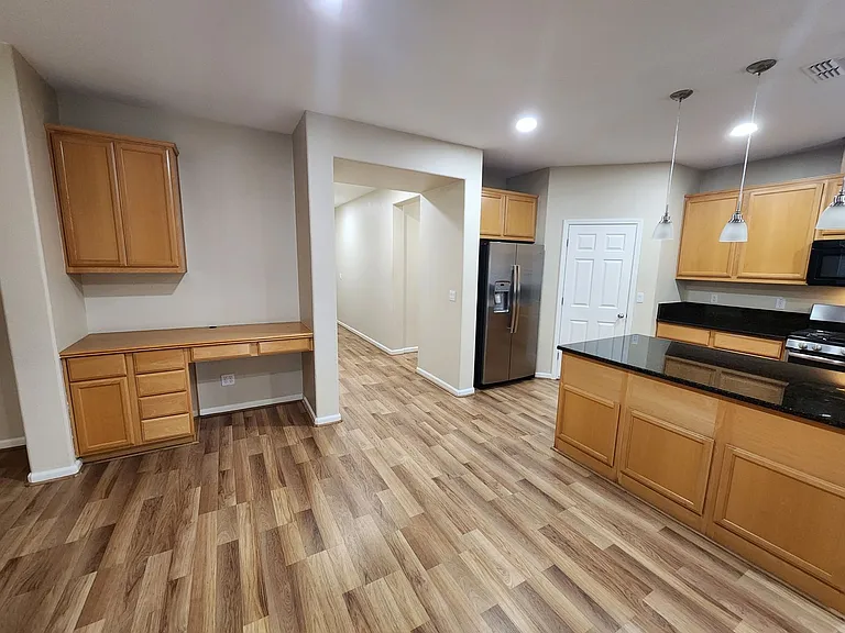 936 Haycastle Ct — Photo 8