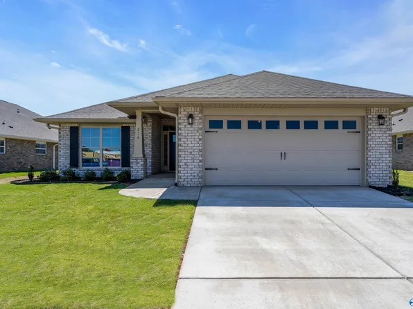 210 Gwinnett Dr, Madison, AL 35756