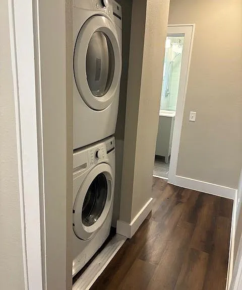 2424 Avenue 0 1/2 St #2 — Photo 10