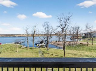 1405 Kensington Ln, Raymore, MO 64083