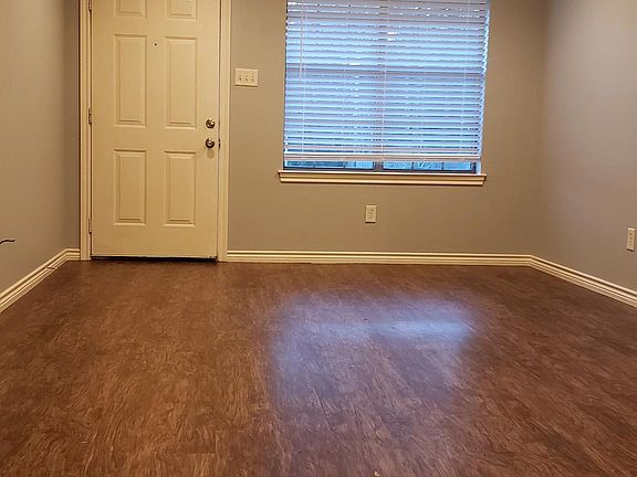 2nd image of 114 Nunn Ave