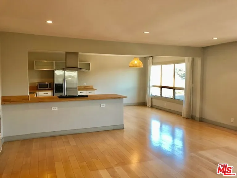11905 Nebraska Ave — Photo 4